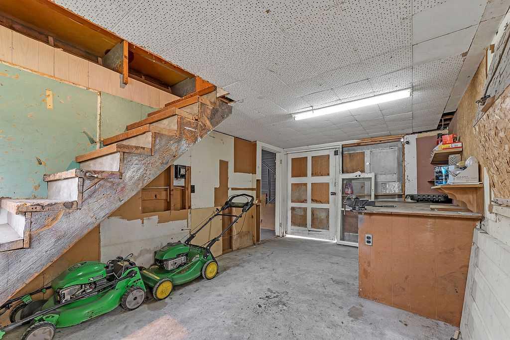 Image 19