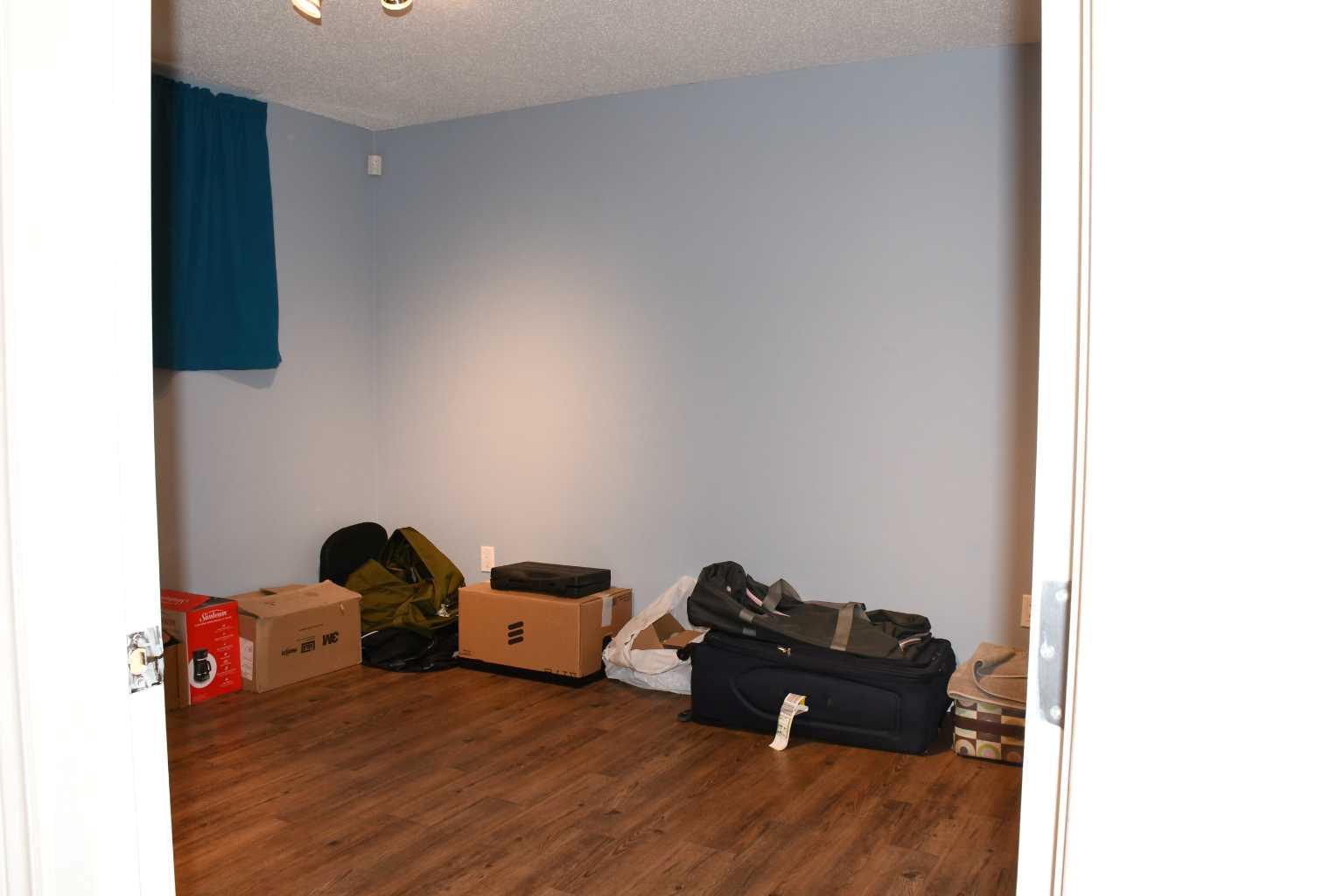 Image 28